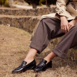 Online EOS Footwear CASS LOW HEELED LOAFERS