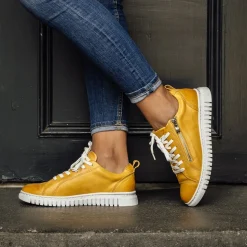 Clearance EOS Footwear CLARENCE LOW-TOP ZIPPER SNEAKER LEATHER