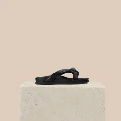 Fashion EOS Footwear CROSSED SLIDE SANDALS