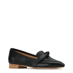 New EOS Footwear EVERLEE LEATHER POINTED LOAFERS