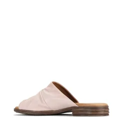 Flash Sale EOS Footwear ILO LEATHER SLIDE SANDALS