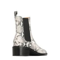 Store EOS Footwear KENIA