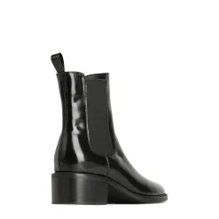 Store EOS Footwear KENIA