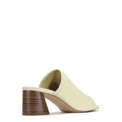 Clearance EOS Footwear PETTI LEATHER HEELED SANDAL