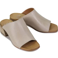 Outlet EOS Footwear SALMA HEELED SLIDE SANDALS