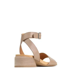 New EOS Footwear SARIAH BLOCK HEEL SANDAL