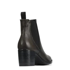 Store EOS Footwear SERIN