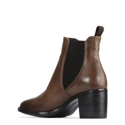 Store EOS Footwear SERIN