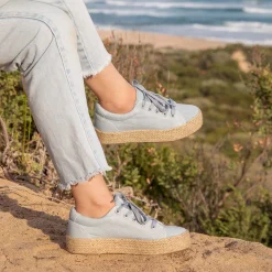 New EOS Footwear ULTRA CANVAS SNEAKERS