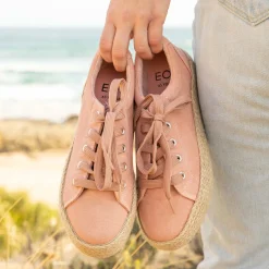 New EOS Footwear ULTRA CANVAS SNEAKERS