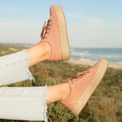 New EOS Footwear ULTRA CANVAS SNEAKERS