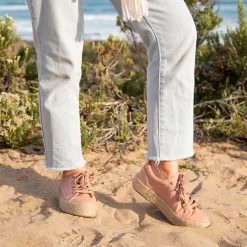 New EOS Footwear ULTRA CANVAS SNEAKERS