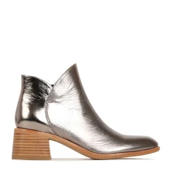 Shop EOS Footwear WYLIE