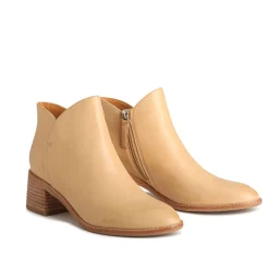 Shop EOS Footwear WYLIE