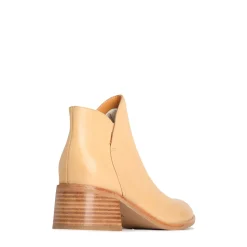 Shop EOS Footwear WYLIE