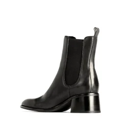 Discount EOS Footwear WYNN